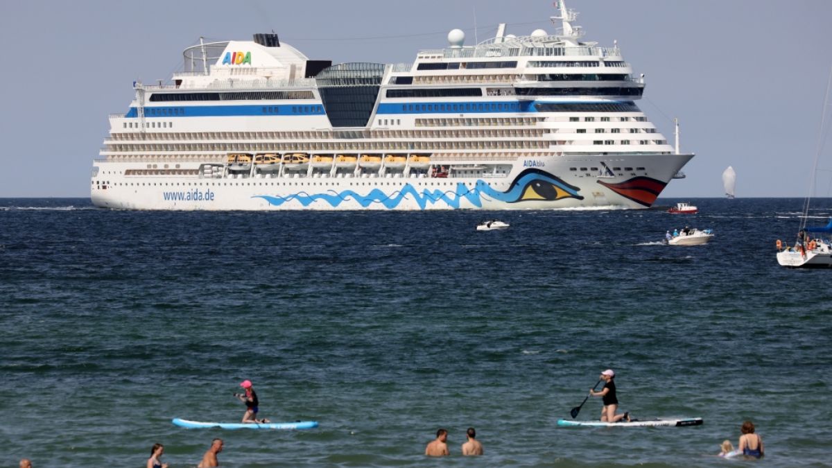 #Aida Cruises führt Impflicht ein: Aida-Seereise nur noch MIT Impfung! Kinder unter 12 sollen im Freien bleiben