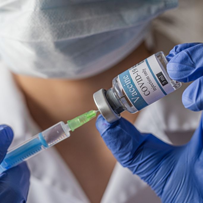 Frühere Corona-Leugnerin wirbt jetzt für Coronavirus-Impfung