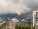 Ein Tornado raste am Mittwoch über die Kielpromenade. (Foto)