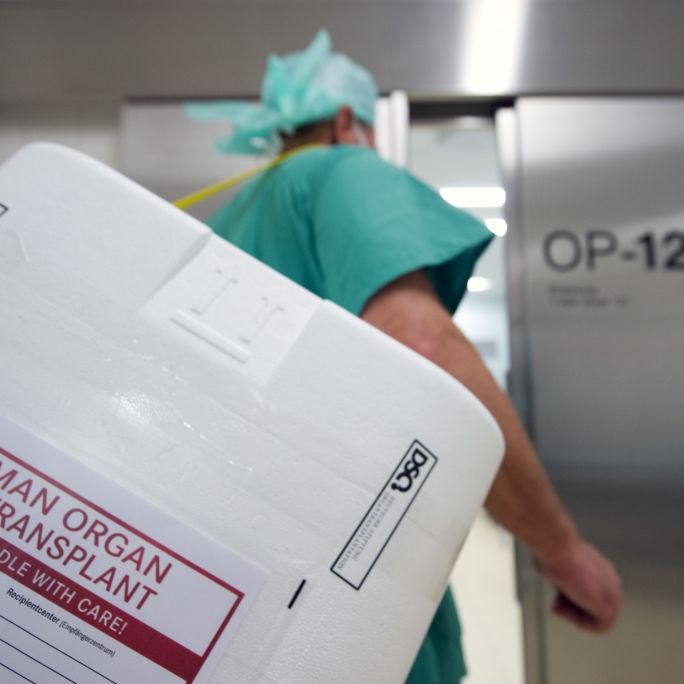Neuregelung! Ungeimpften wird lebensrettende Organtransplantation verweigert