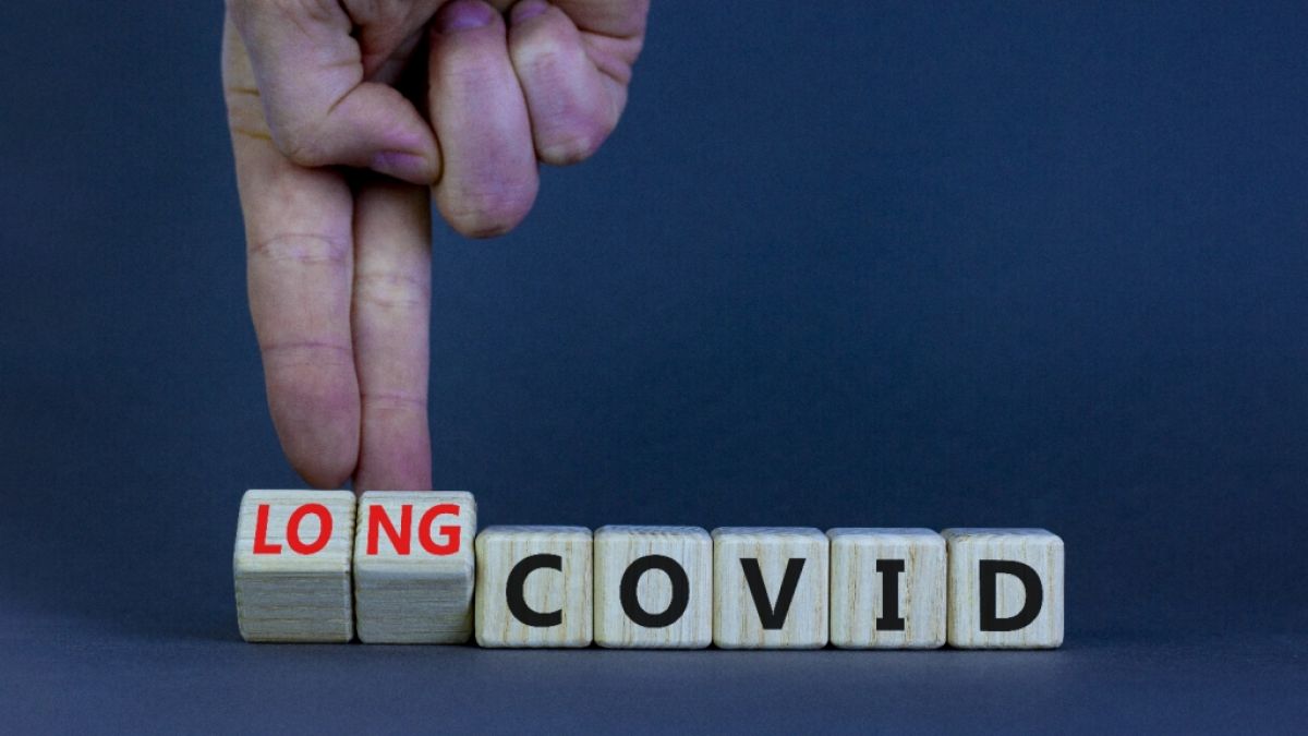 Corona-News aktuell: Wie äußert sich Long-Covid und wann muss ich zum Arzt? Auf diese Symptome sollten Sie achten. (Foto)