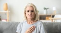 Laut einer Studie haben Frauen die vor ihrer Menopause ihre Periode länger hatten, ein höheres Risiko für Herzkrankheiten.