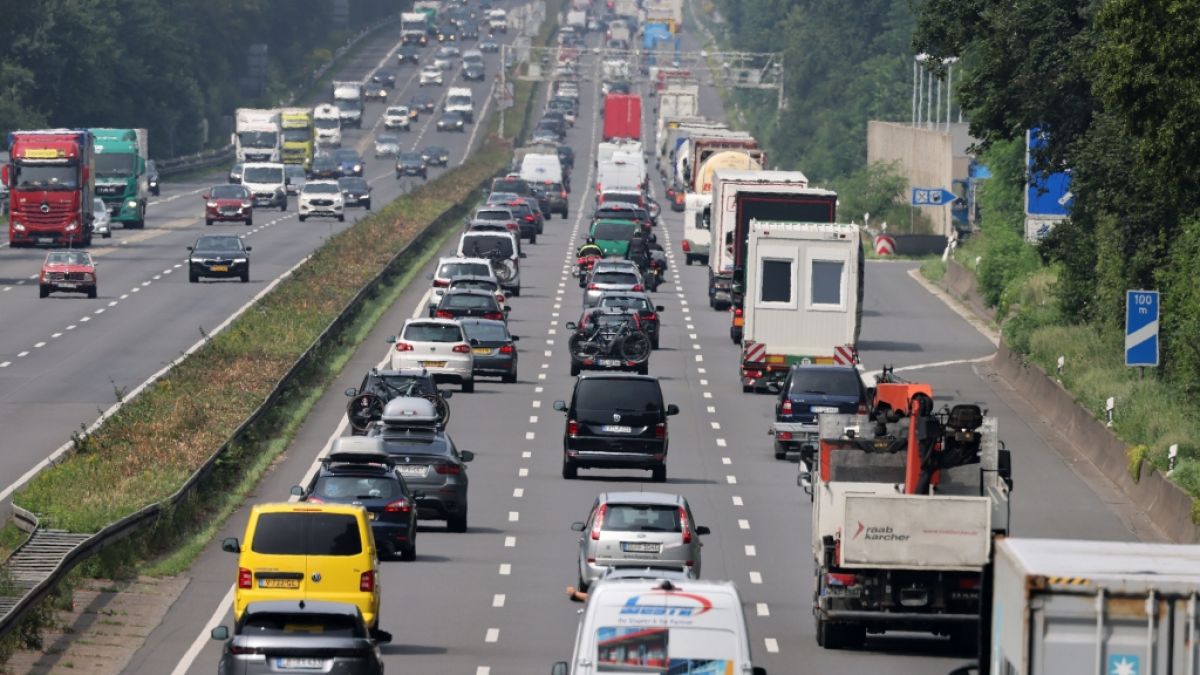 Auf welchen Autobahnen kommt man zügig voran, auf welchen Strecken herrscht Stillstand? Die ADAC-Stauprognose vom 15. bis 17. Oktober 2021 verrät's. (Foto)