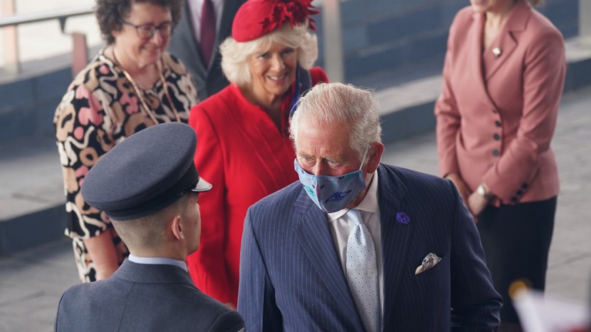 Queen Elizabeth II., Prinz Charles von Wales und Herzogin Camilla von Cornwall statteten dem Parlament in Wales einen Besuch ab. (Foto)