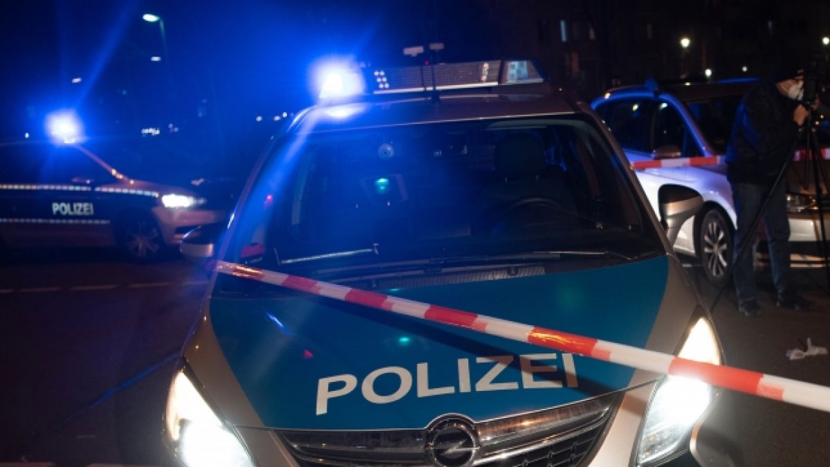 In einem Mehrfamilienhaus in Chemnitz ist in der Nacht zum Dienstag ein junger Mann ums Leben gekommen. (Foto)