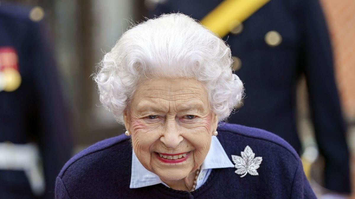 Wird die Queen aus gesundheitlichen Gründen nun kürzer treten? (Foto)