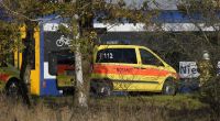 Bei einem Unfall an einem unbeschrankten Bahnübergang im Löwenberger Land (Brandenburg) sind zwei Menschen getötet worden.