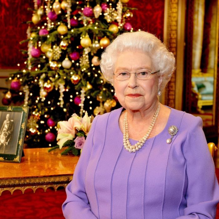 DARAUF besteht Queen Elizabeth II. jedes Weihnachten (Foto)