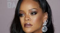 In ultrasexy Dessous brachte Rihanna ihre Fans aus dem Häuschen.