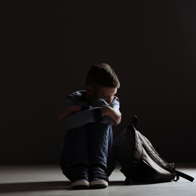 Schwerer sexueller Missbrauch von 7 Kindern! BKA fahndet nach Täter