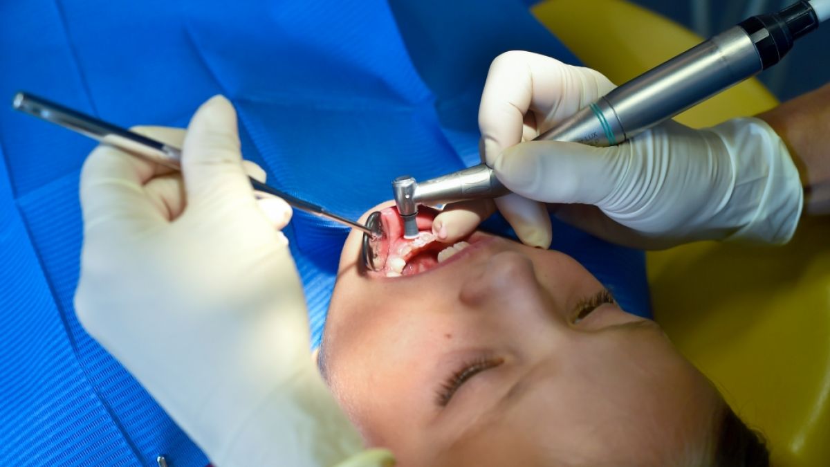 In Kronberg ist ein vierjähriges Mädchen nach einer Zahnarztbehandlung gestorben. (Foto)