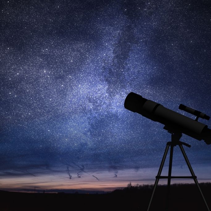 Tausende Sternschnuppen, Sonnenfinsternis und Co.! So galaktisch startet 2022