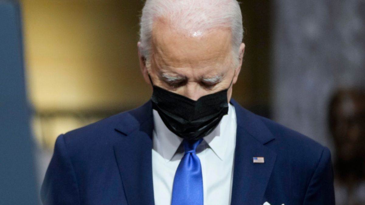 Joe Biden kämpfte bei der Gedenkzeremonie am Kapitol mit den Tränen. (Foto)