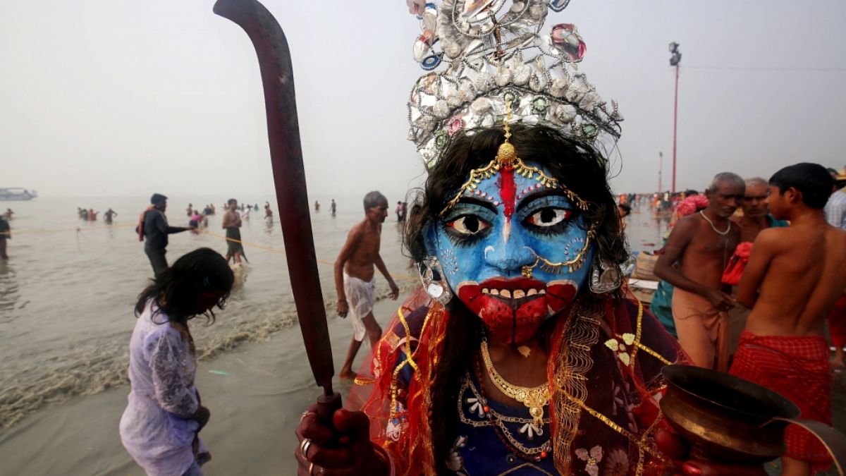 Das Hindu-Fest namens Makar Sakranti in Indien wurde von einer tödlichen Verwechslung überschattet. (Foto)