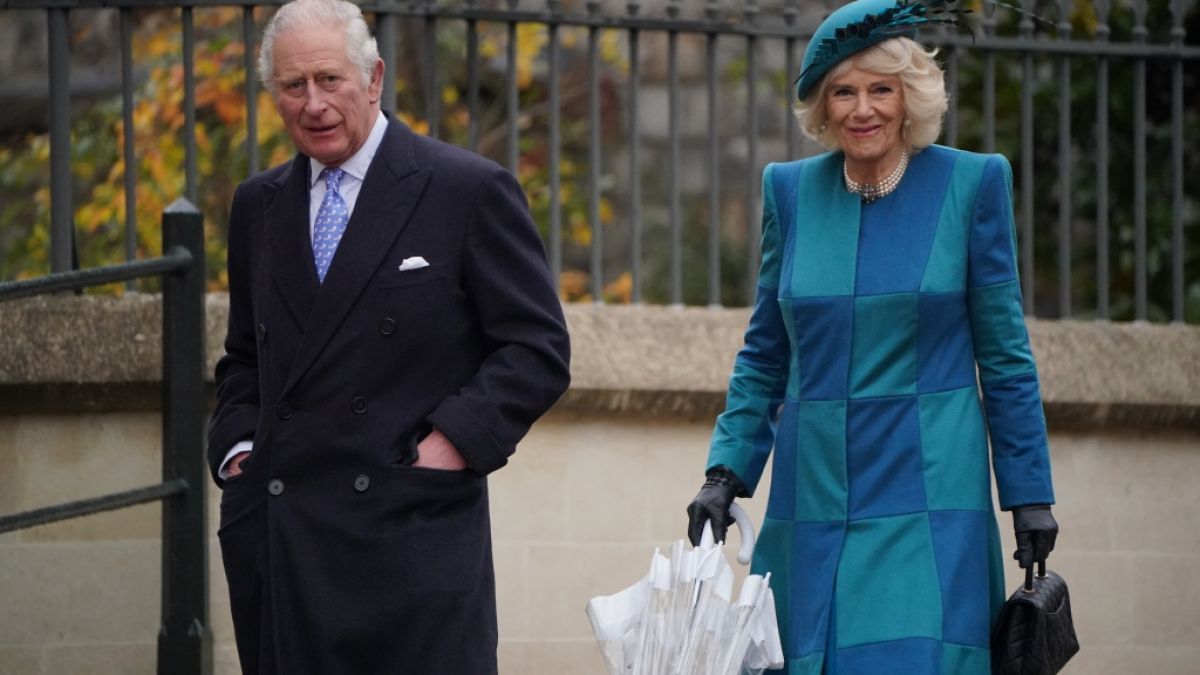 Prinz Charles hat offenbar strikte Badevorschriften. Was wohl Ehefrau Camilla davon hält? (Foto)