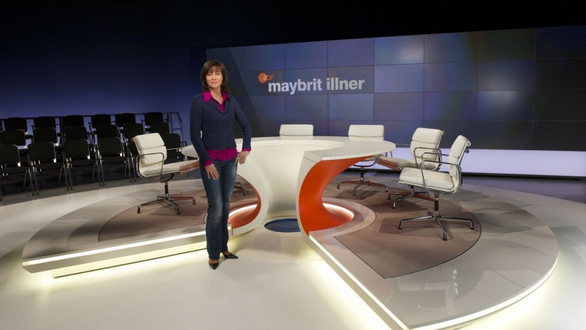 Maybrit Illner begrüßt auch am 27. Januar 2022 ihre Gäste im ZDF-Talk, um aktuelle Themen zu debattieren. (Foto)