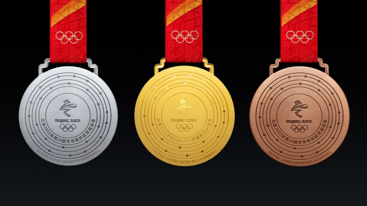 Um diese Medaillen kämpfen die Athletinnen und Athleten bei den Olympischen Winterspielen 2022 in Peking. (Foto)