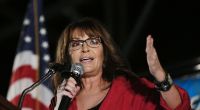 Trotz positiver Corona-Tests ging US-Politikerin Sarah Palin ins Restaurant.