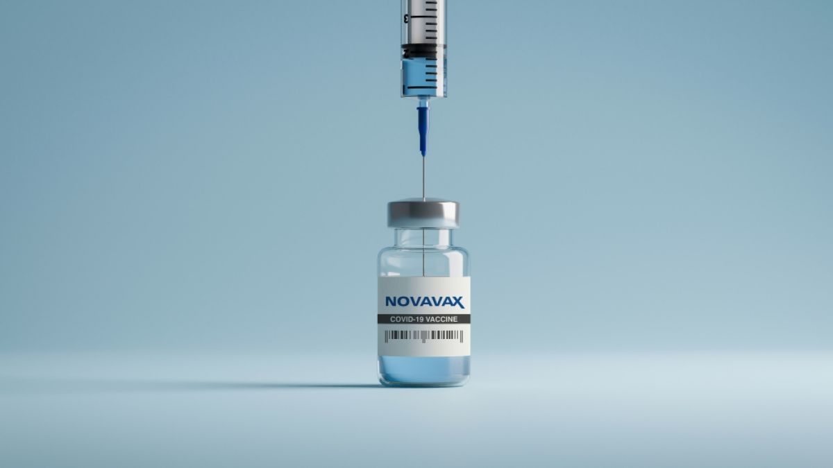Ab Ende Februar soll der neue Impfstoff von Novavax auch in Deutschland gespritzt werden. (Foto)