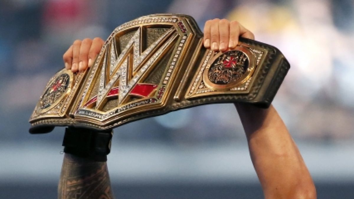 Wer holt sich den WWE-Titel bei Elimination Chamber 2022? (Foto)