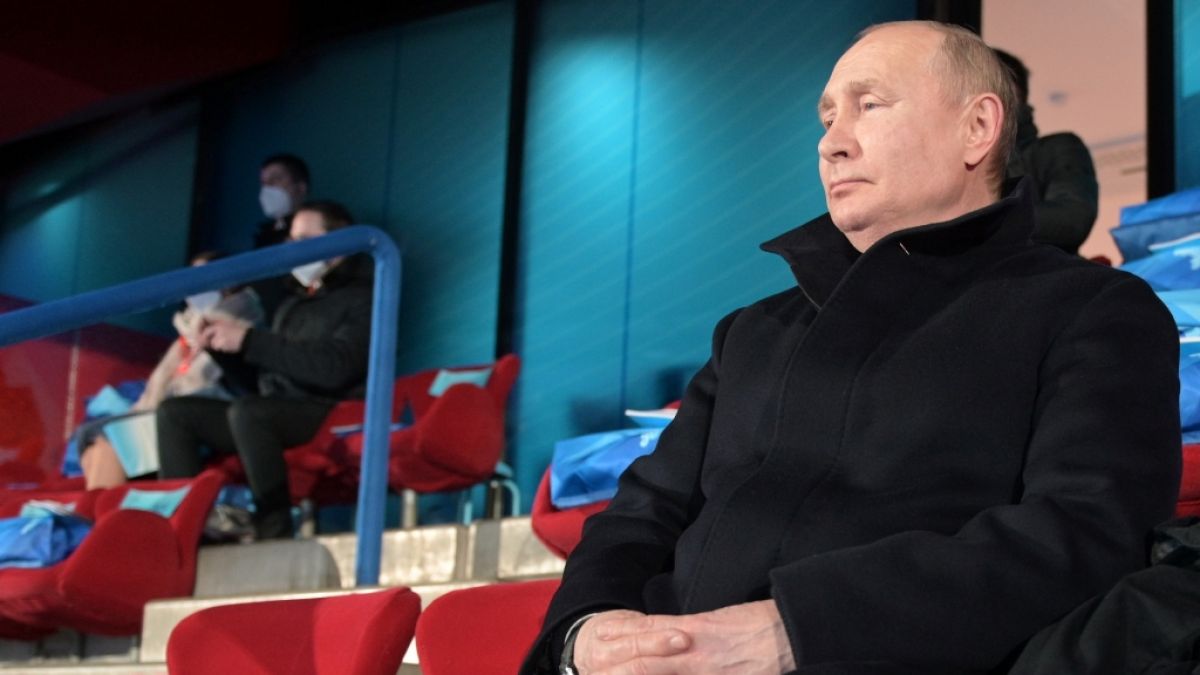 Hier hat Wladimir Putin bei den Olympischen Winterspielen noch alles im Blick. (Foto)