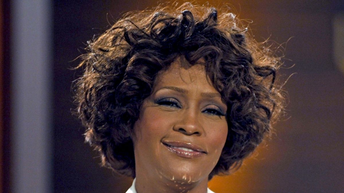 Whitney Houston musste ihre Beziehung zu ihrer Managerin Robyn Crawford verheimlichen. (Foto)