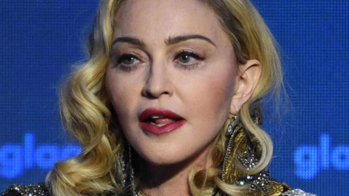Sängerin Madonna gibt ihren Fans Rätsel auf. (Foto)