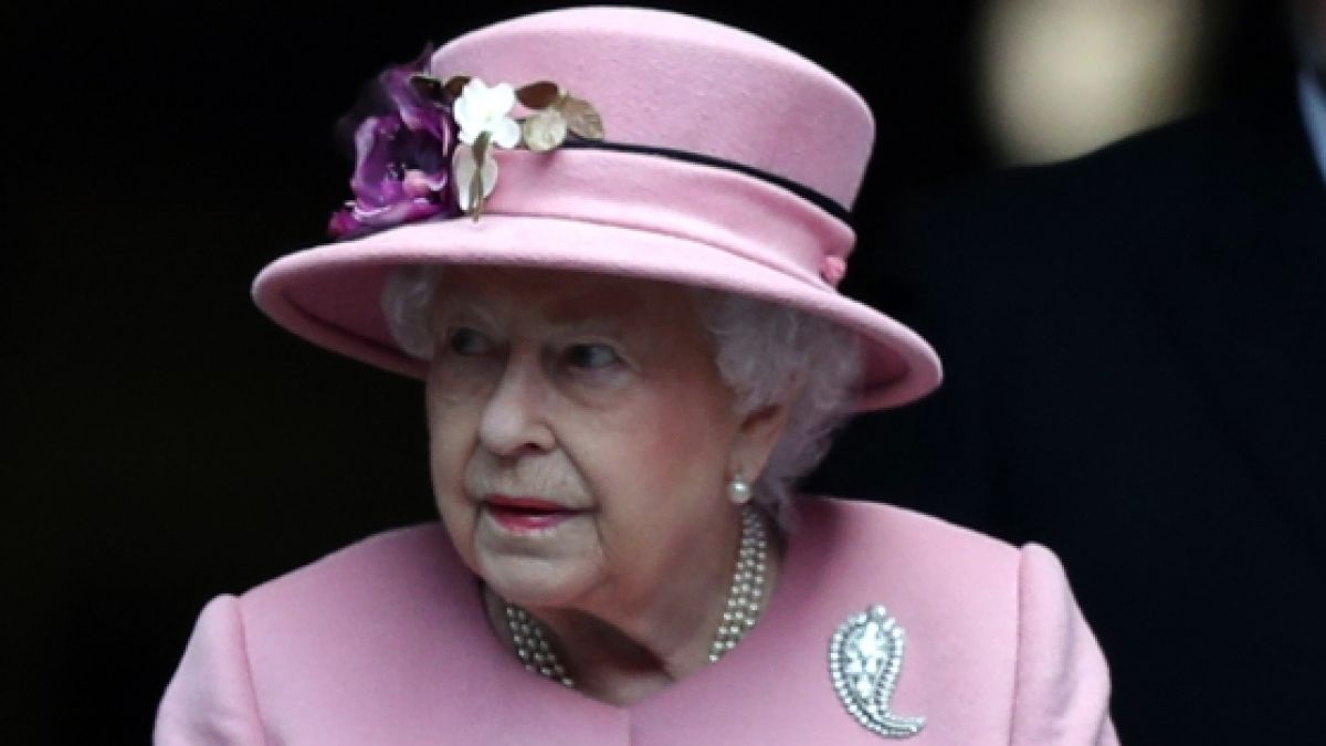Nach der Coronavirus-Infektion von Prinz Charles wuchs die Sorge um Queen Elizabeth II. (Foto)