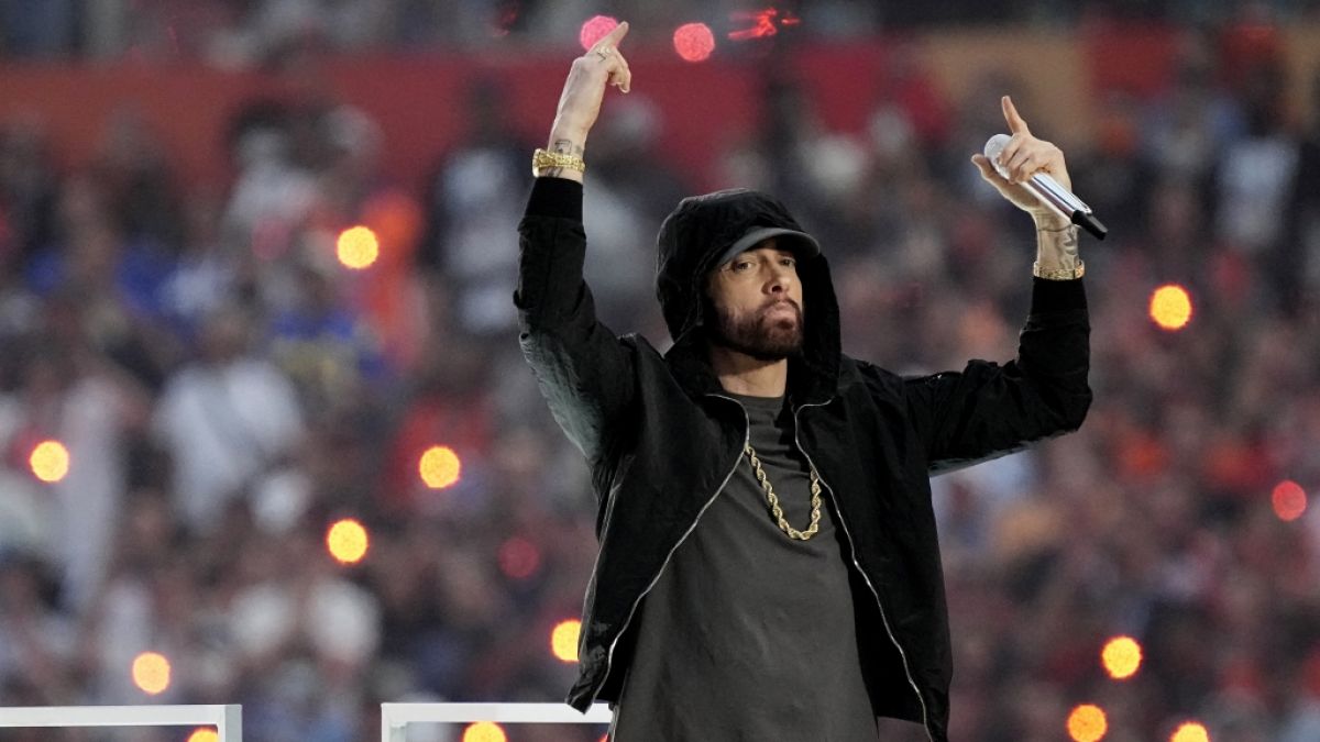 Eminem wird im Netz als Sieger des Super Bowl gefeiert. (Foto)