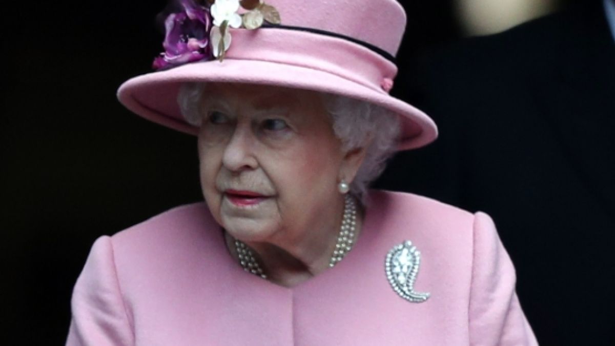 Die Genesung von Queen Elizabeth II. dauert weiter an: Nach ihrem positiven Coronatest ließ die Königin erneut Termine platzen. (Foto)