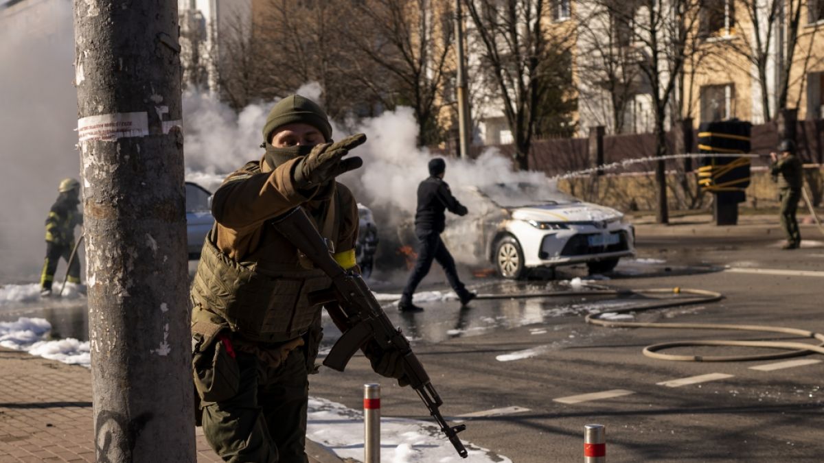 Auch an Tag 4 toben weiter heftige Kämpfe in der Ukraine. (Foto)