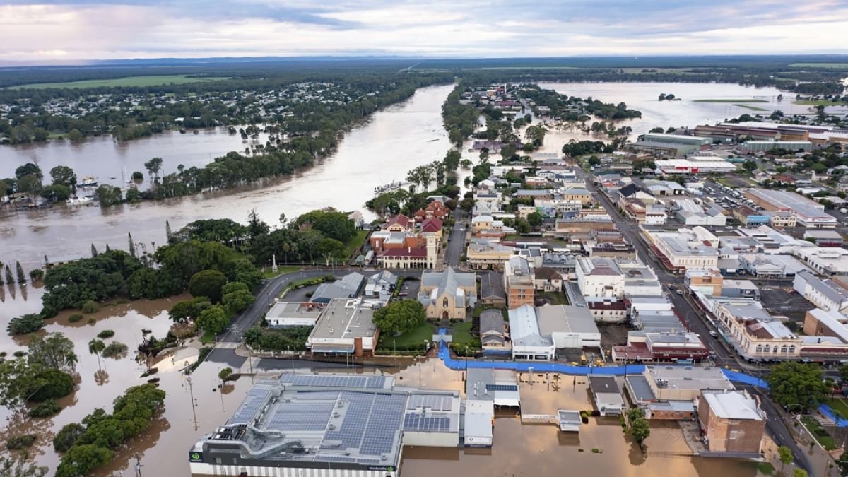 Viele Menschen vor allem rund um die Stadt Lismore im Bundesstaat New South Wales sind vor den schnell steigenden Wassermassen auf ihre Dächer geflüchtet. (Foto)
