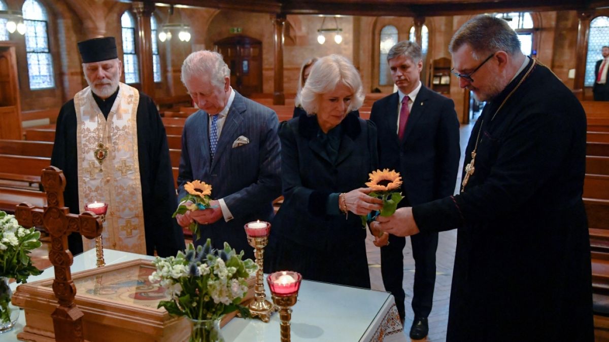 Herzogin Camilla ging der Besuch in der ukrainischen katholischen Kathedrale in London an die Nieren. (Foto)