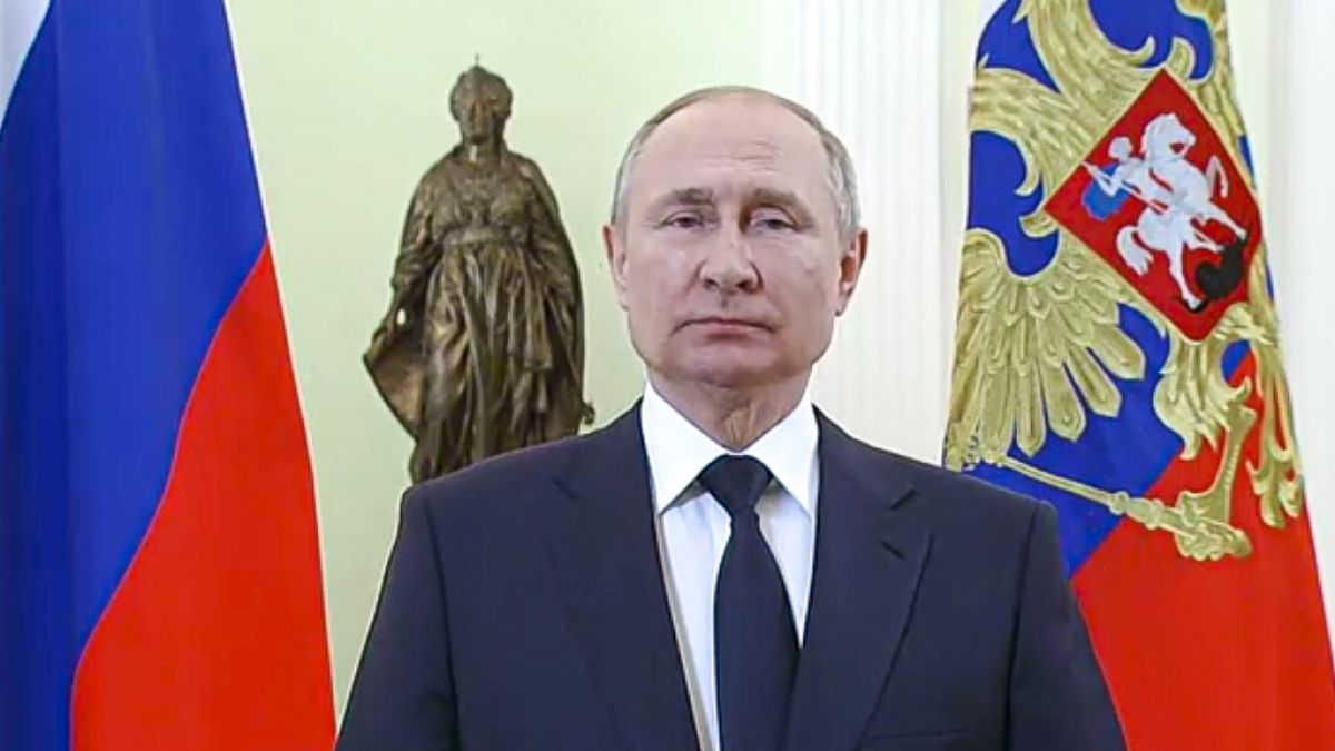 Russlands Präsident Wladimir Putin hat einen Doppelgänger - das Ebenbild des russischen Präsidenten wurde ausgerechnet in einer britischen Aldi-Filiale gesichtet. (Foto)