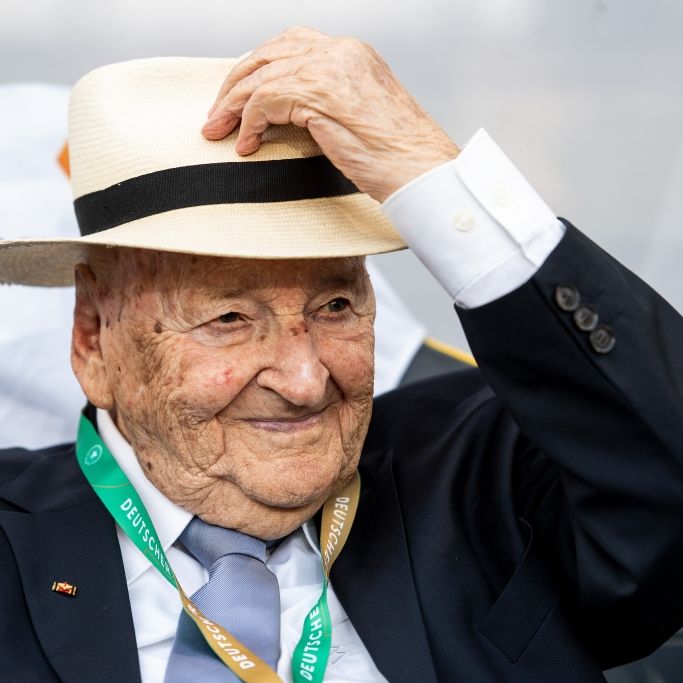 Fußballwelt trauert! Ex-DFB-Präsident mit 97 Jahren gestorben
