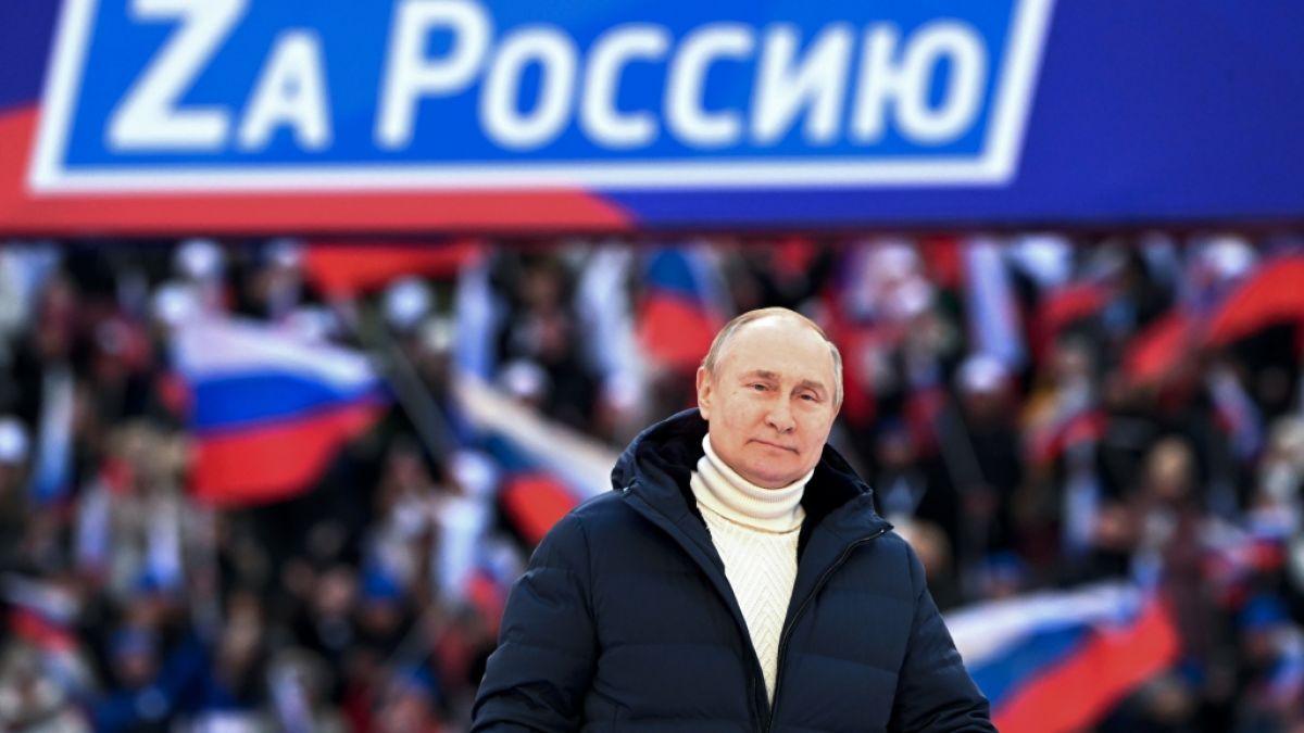Das Lachen dürfte Wladimir Putin vergangen sein, als die TV-Übertragung seiner Rede im russischen Staatsfernsehen ohne Angabe von Gründen unterbrochen wurde. (Foto)