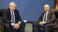 Boris Johnson (links) hat Wladimir Putin verspottet.