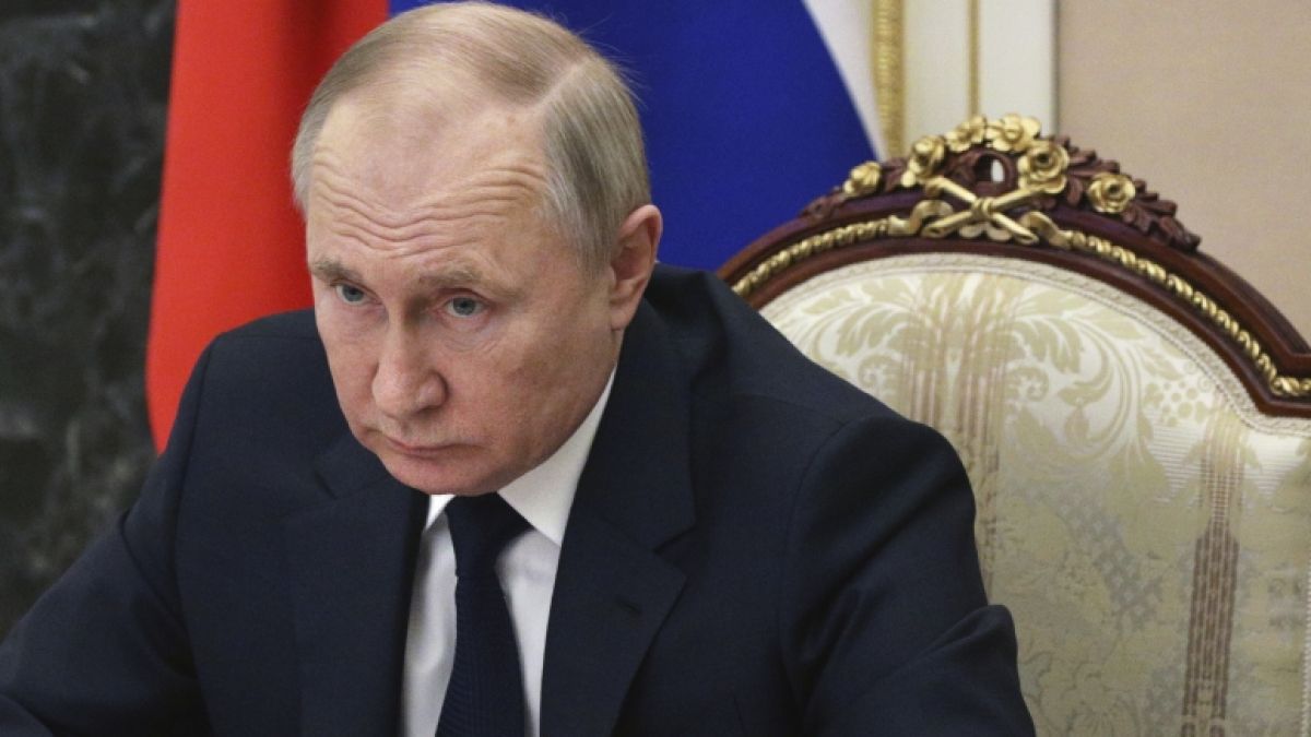 Wladimir Putin soll sich zunehmend isolieren. (Foto)