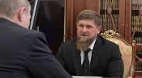 Tschetschenen-Präsident Ramsan Kadyrow (rechts) unterstützt Wladimir Putin mit seinen Truppen.