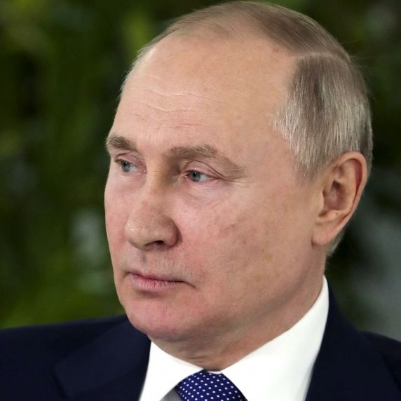 Geheimdienst berichtet! Kreml-Elite will Putin vergiften - ER soll ihn beerben