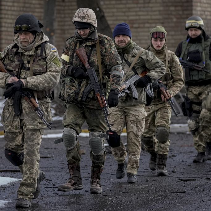 Ukraine-Soldaten sollen Russen-Panzer mit deutscher Panzerfaust zerstören