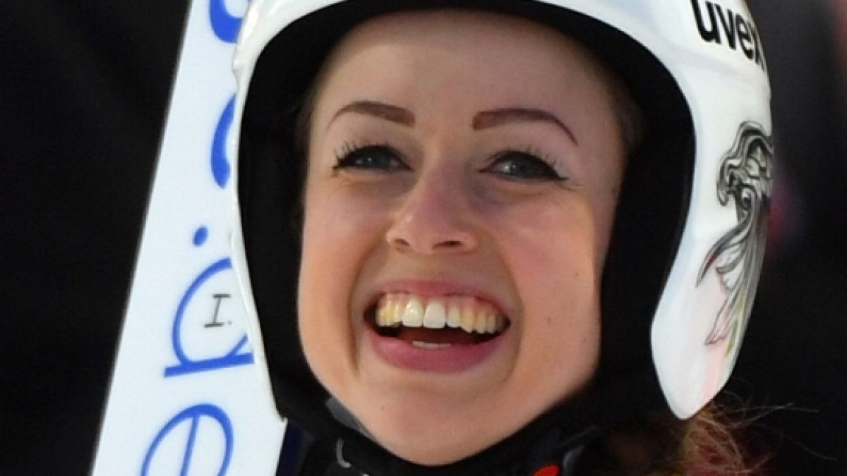 Wintersportlerin Juliane Seyfarth macht nicht nur beim Skispringen eine ansehnliche Figur. (Foto)