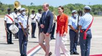 In der Karibik kann es auch frösteln: Ex-Miss World und Politikerin Lisa Hanna zeigt Herzogin Kate eiskalt, was sie von ihr hält.