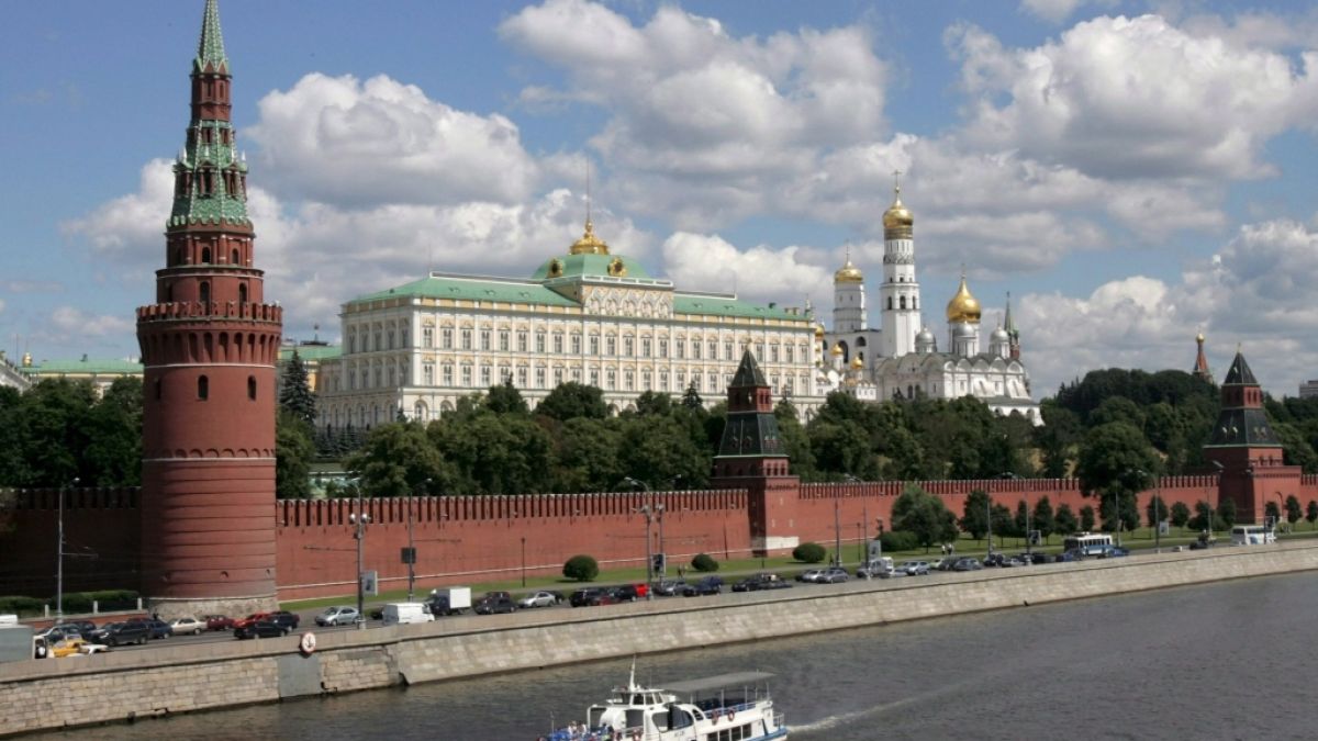 Der Kreml-Palast im Herzen Moskaus ist offenbar mit Molotow-Cocktails beworfen worden. (Foto)