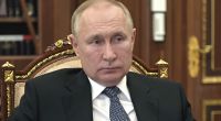Wladimir Putin erließ ein Gesetz, das ihm erlaubte ausländische Flugzeuge zu beschlagnahmen.
