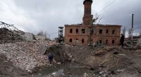 Nach heftigen Luftangriffen der russischen Armee liegt die Stadt Charkiw in Trümmern.