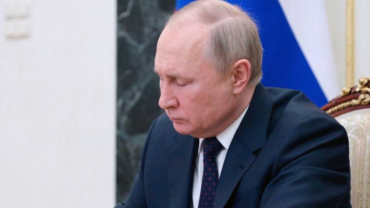 Über den Aufenthaltsort von Wladimir Putin wird heftig spekuliert. (Foto)