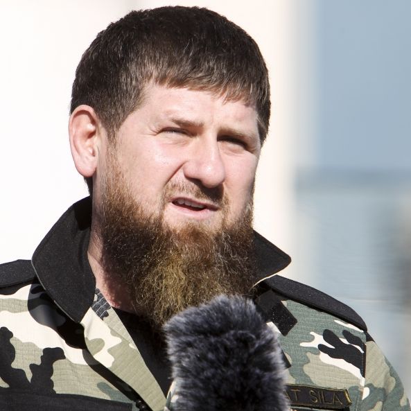 Putin-Bluthund Ramsan Kadyrow lässt Kreml-Tyrann sitzen