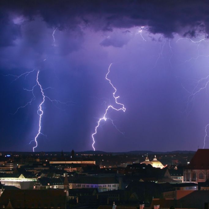 Achtung wegen Gewitter mit Starkregen! DWD gibt Wetterwarnung für Bamberg aus