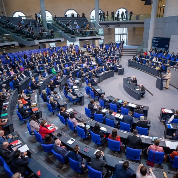 Bundestag schmettert Impfpflicht ab! Lauterbach völlig enttäuscht